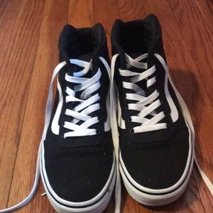 High top black vans